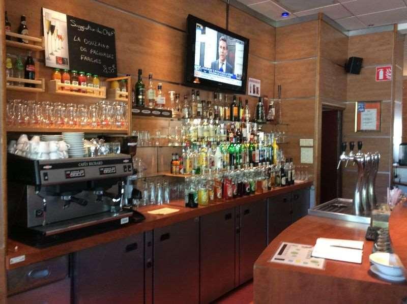Brit Hotel Nantes Vigneux - L'Atlantel Ресторан фото