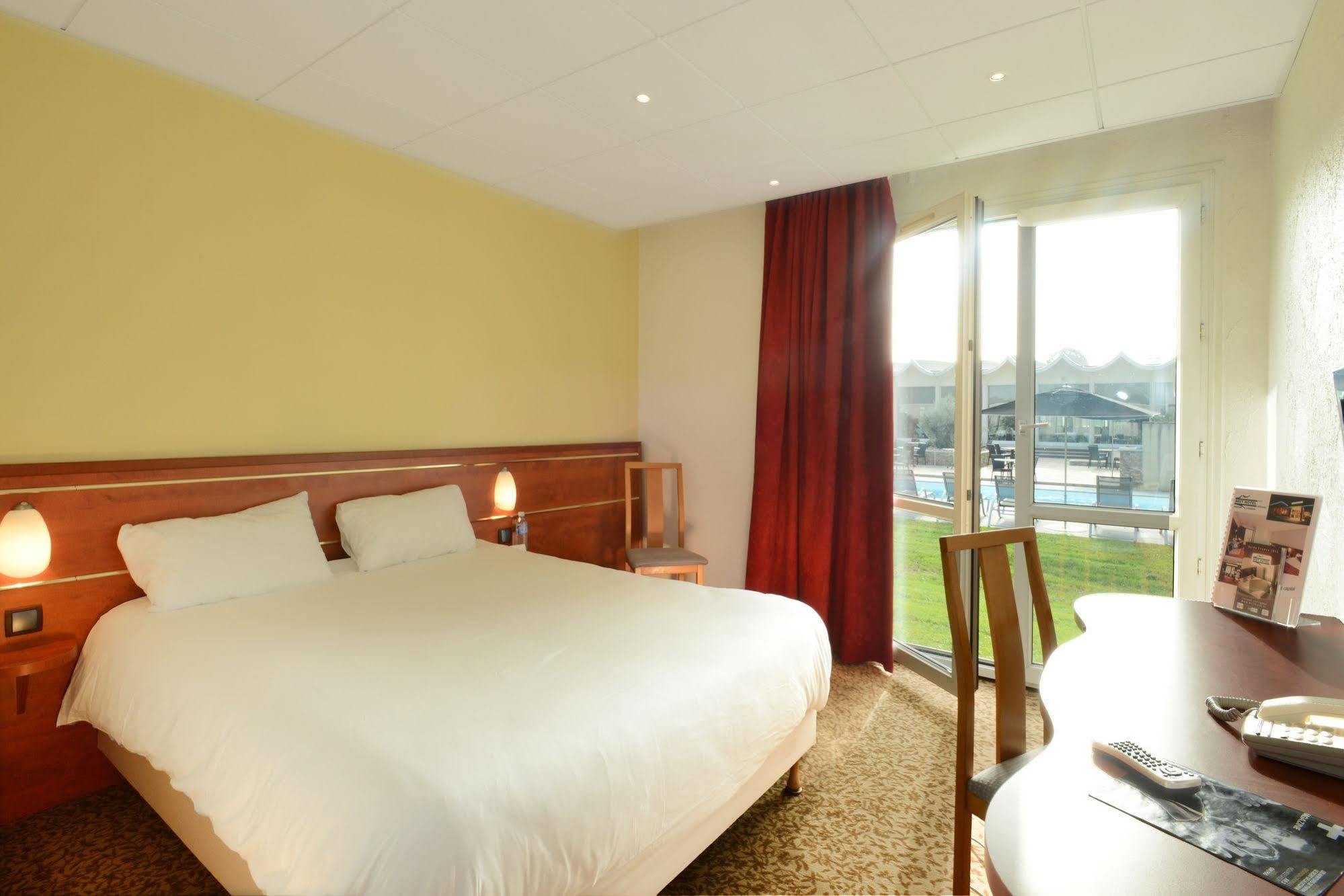 Brit Hotel Nantes Vigneux - L'Atlantel Экстерьер фото